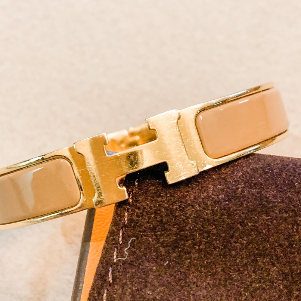 Authentic Hermès Clic-Clac H bangle tan Size L